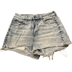 American Eagle Mom Jean Shorts.  Size 8